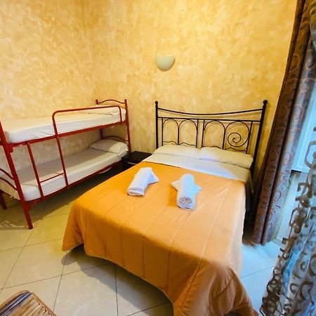 Botel Inn Рим Экстерьер фото