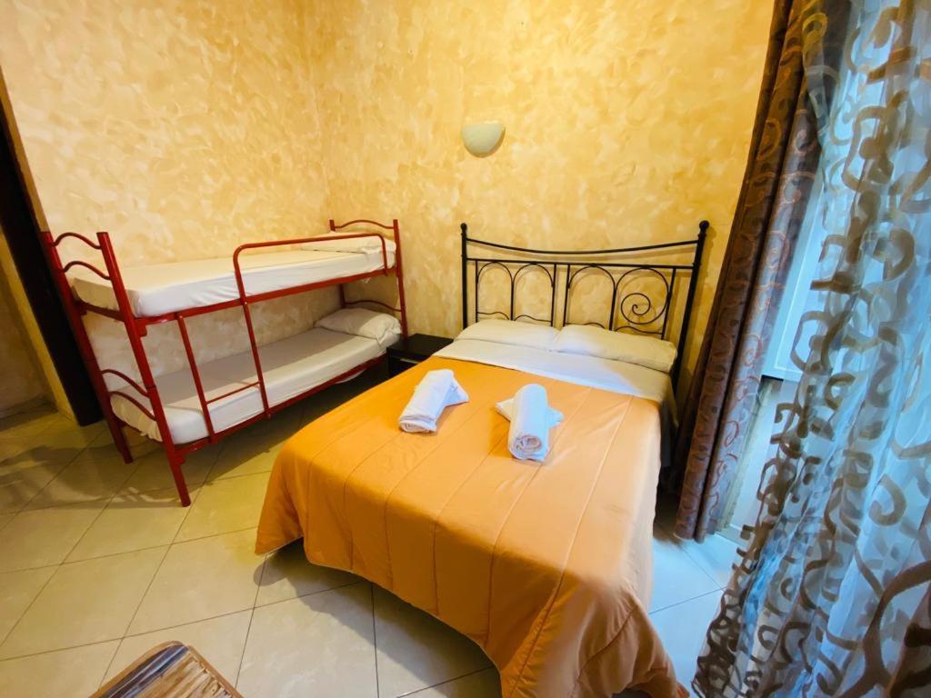 Botel Inn Рим Экстерьер фото