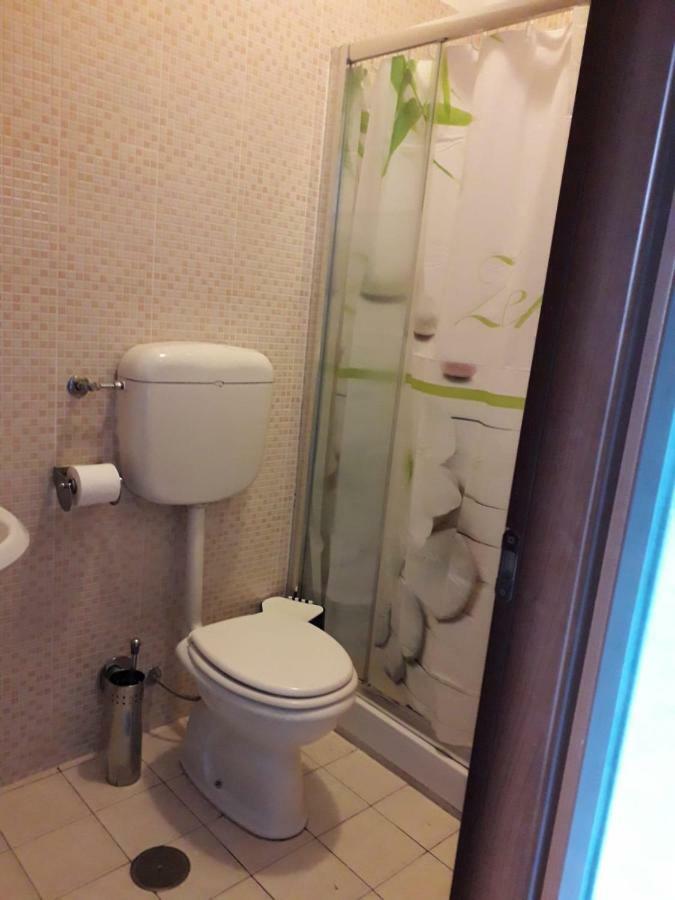 Botel Inn Рим Экстерьер фото