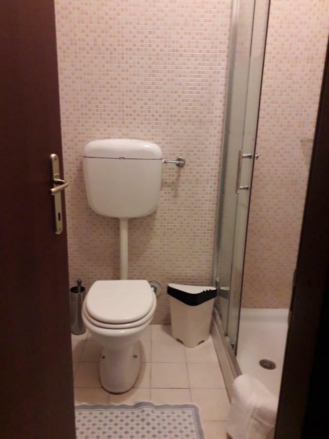 Botel Inn Рим Экстерьер фото