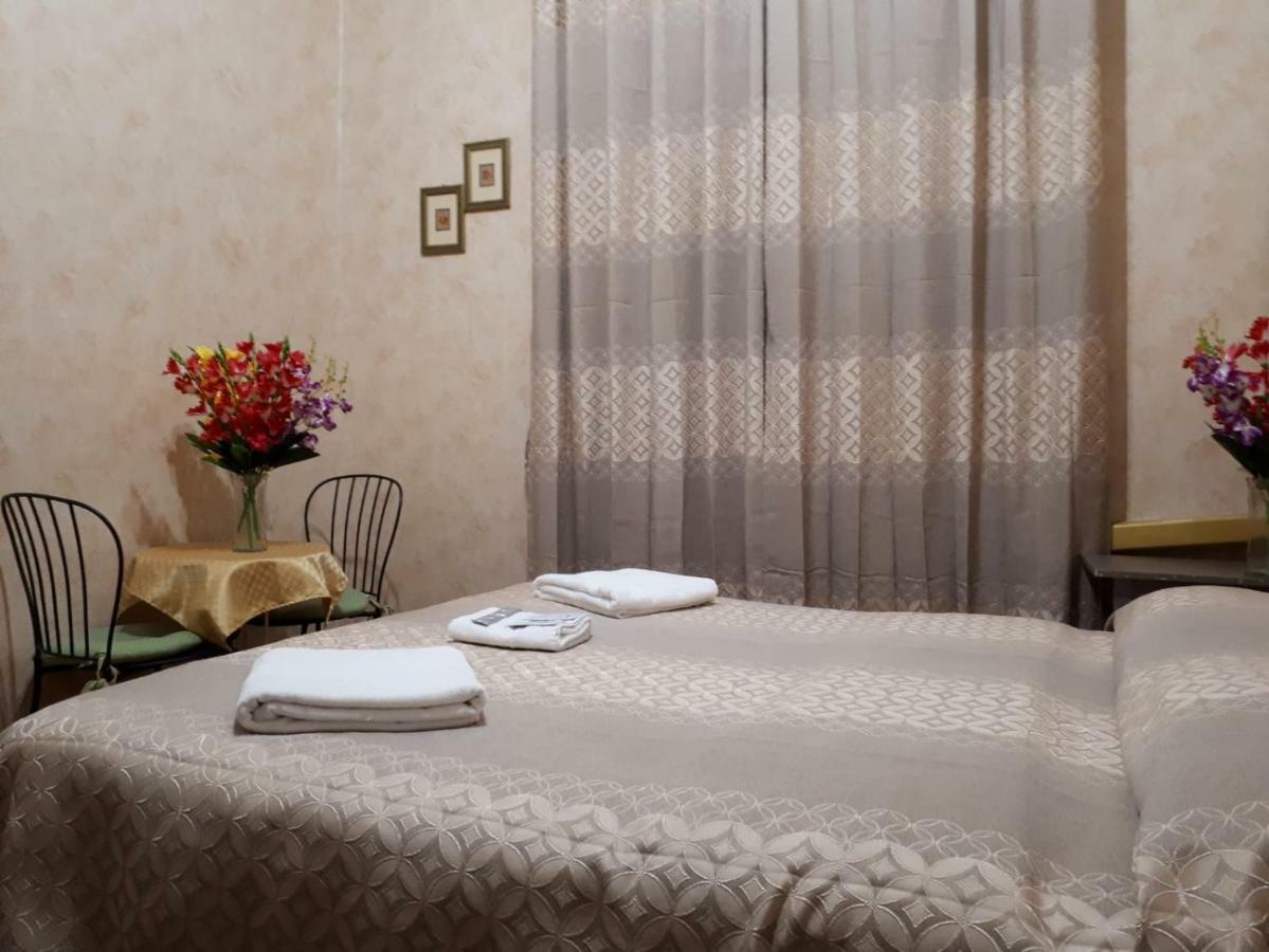 Botel Inn Рим Экстерьер фото