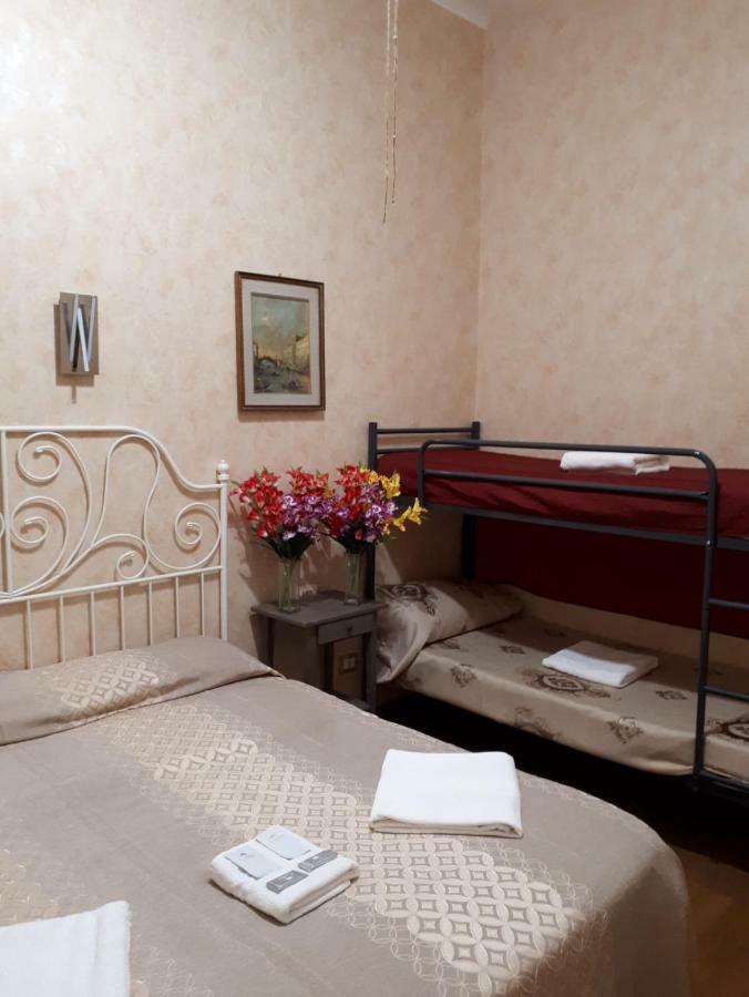 Botel Inn Рим Экстерьер фото